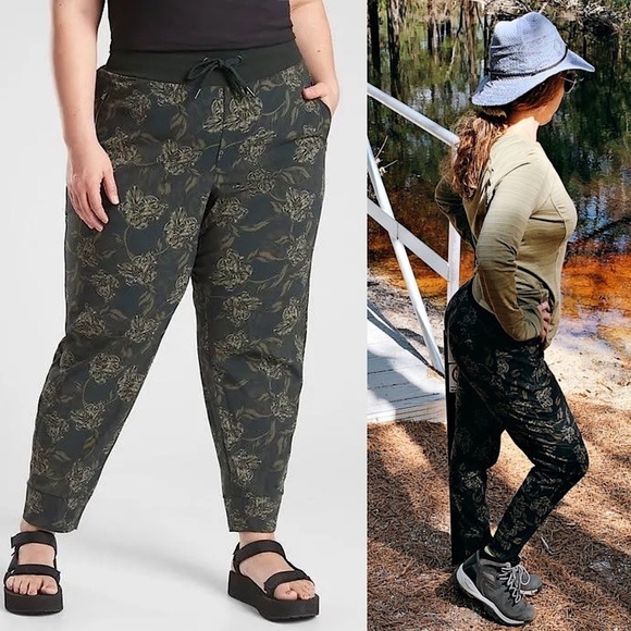 NWT ATHLETA Trekkie North Floral Printed Drawstring Waist Jogger Hiking Pant 20 - Picture 1 of 7